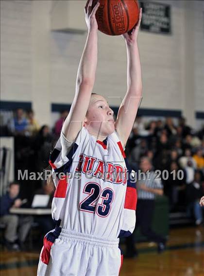 Thumbnail 2 in Windward vs. Bellarmine-Jefferson (CIF SS D4A Playoffs) photogallery.
