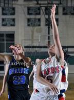 Photo from the gallery "Windward vs. Bellarmine-Jefferson (CIF SS D4A Playoffs)"