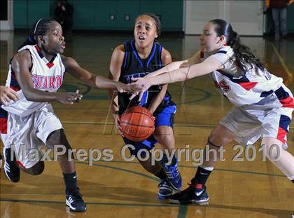 Thumbnail 2 in Windward vs. Bellarmine-Jefferson (CIF SS D4A Playoffs) photogallery.