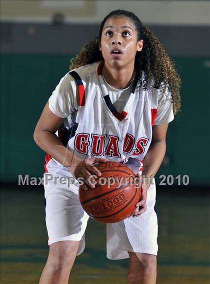 Thumbnail 2 in Windward vs. Bellarmine-Jefferson (CIF SS D4A Playoffs) photogallery.