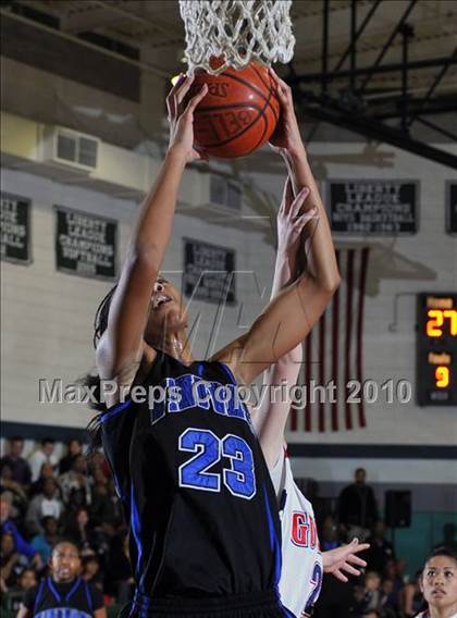 Thumbnail 1 in Windward vs. Bellarmine-Jefferson (CIF SS D4A Playoffs) photogallery.