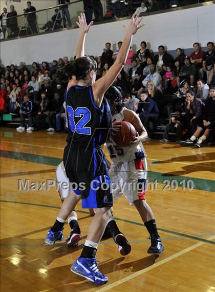 Thumbnail 1 in Windward vs. Bellarmine-Jefferson (CIF SS D4A Playoffs) photogallery.