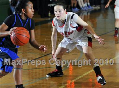 Thumbnail 2 in Windward vs. Bellarmine-Jefferson (CIF SS D4A Playoffs) photogallery.