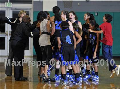 Thumbnail 3 in Windward vs. Bellarmine-Jefferson (CIF SS D4A Playoffs) photogallery.
