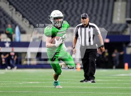 Thumbnail 3 in Westbrook vs. May (UIL State Football 6-Man 1A D1 Finals) photogallery.