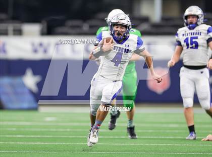 Thumbnail 3 in Westbrook vs. May (UIL State Football 6-Man 1A D1 Finals) photogallery.