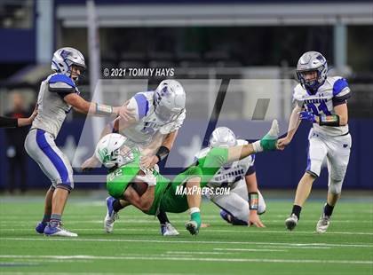Thumbnail 3 in Westbrook vs. May (UIL State Football 6-Man 1A D1 Finals) photogallery.
