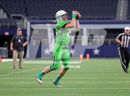 Thumbnail 1 in Westbrook vs. May (UIL State Football 6-Man 1A D1 Finals) photogallery.