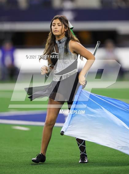 Thumbnail 2 in Westbrook vs. May (UIL State Football 6-Man 1A D1 Finals) photogallery.