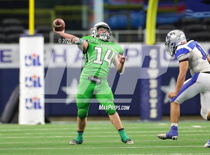 Thumbnail 3 in Westbrook vs. May (UIL State Football 6-Man 1A D1 Finals) photogallery.