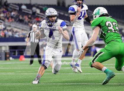 Thumbnail 1 in Westbrook vs. May (UIL State Football 6-Man 1A D1 Finals) photogallery.