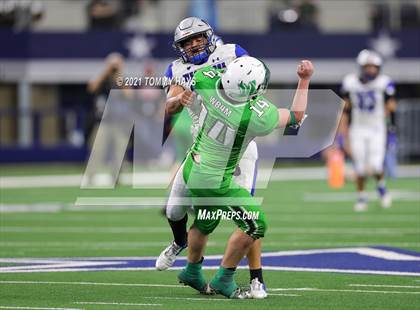 Thumbnail 3 in Westbrook vs. May (UIL State Football 6-Man 1A D1 Finals) photogallery.