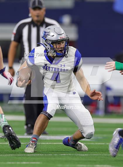 Thumbnail 3 in Westbrook vs. May (UIL State Football 6-Man 1A D1 Finals) photogallery.