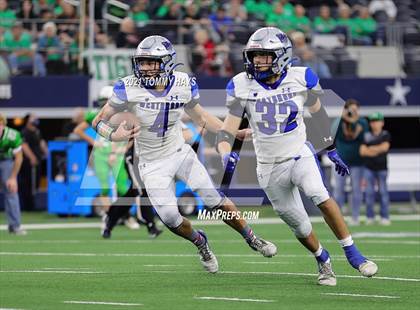 Thumbnail 2 in Westbrook vs. May (UIL State Football 6-Man 1A D1 Finals) photogallery.