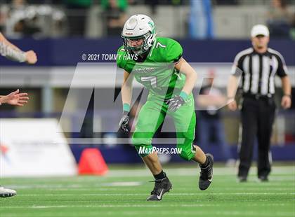 Thumbnail 3 in Westbrook vs. May (UIL State Football 6-Man 1A D1 Finals) photogallery.