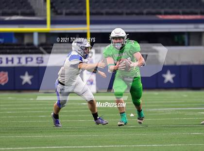 Thumbnail 2 in Westbrook vs. May (UIL State Football 6-Man 1A D1 Finals) photogallery.