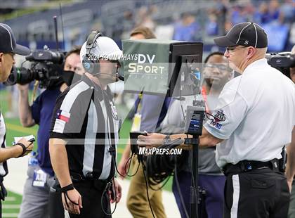 Thumbnail 2 in Westbrook vs. May (UIL State Football 6-Man 1A D1 Finals) photogallery.