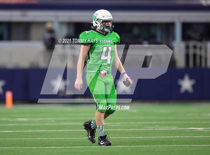 Thumbnail 1 in Westbrook vs. May (UIL State Football 6-Man 1A D1 Finals) photogallery.
