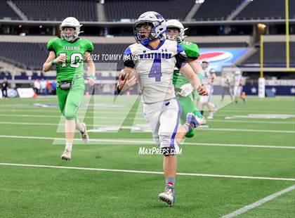 Thumbnail 1 in Westbrook vs. May (UIL State Football 6-Man 1A D1 Finals) photogallery.