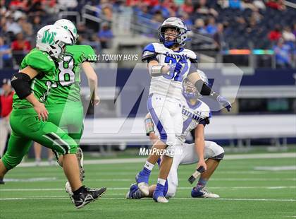 Thumbnail 1 in Westbrook vs. May (UIL State Football 6-Man 1A D1 Finals) photogallery.