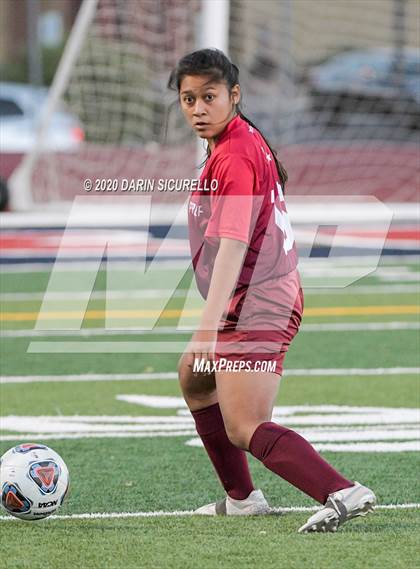 Thumbnail 1 in St. Johns vs. Northland Prep Academy (AIA 2A Final) photogallery.