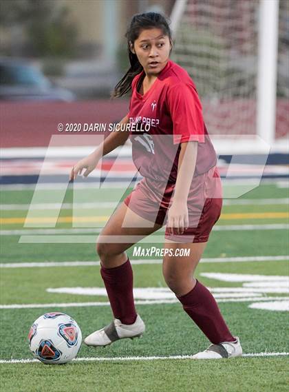 Thumbnail 2 in St. Johns vs. Northland Prep Academy (AIA 2A Final) photogallery.