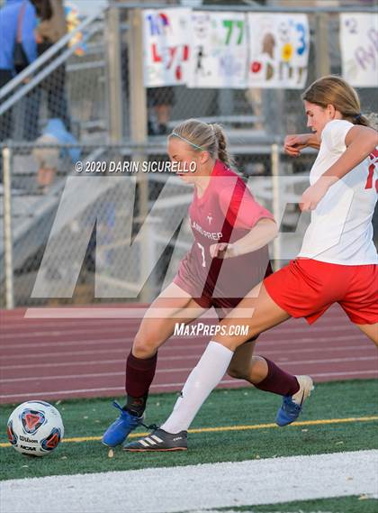 Thumbnail 2 in St. Johns vs. Northland Prep Academy (AIA 2A Final) photogallery.