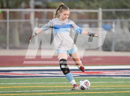 Thumbnail 2 in St. Johns vs. Northland Prep Academy (AIA 2A Final) photogallery.