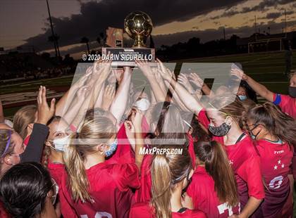 Thumbnail 2 in St. Johns vs. Northland Prep Academy (AIA 2A Final) photogallery.