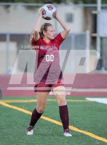 Thumbnail 2 in St. Johns vs. Northland Prep Academy (AIA 2A Final) photogallery.