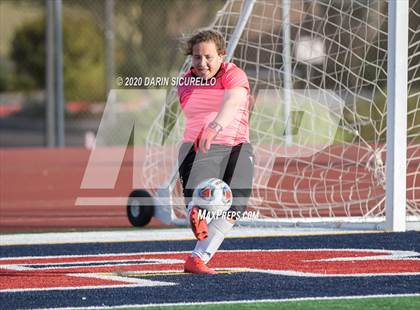 Thumbnail 1 in St. Johns vs. Northland Prep Academy (AIA 2A Final) photogallery.