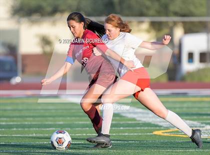 Thumbnail 3 in St. Johns vs. Northland Prep Academy (AIA 2A Final) photogallery.