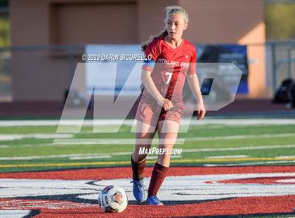 Thumbnail 2 in St. Johns vs. Northland Prep Academy (AIA 2A Final) photogallery.