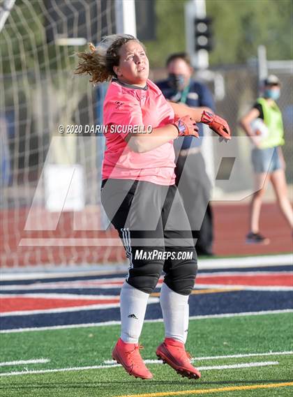 Thumbnail 2 in St. Johns vs. Northland Prep Academy (AIA 2A Final) photogallery.