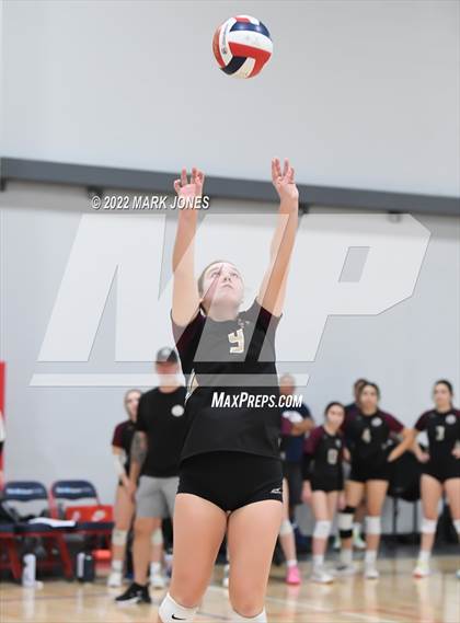 Thumbnail 3 in Shadow Ridge vs. Cactus (Nike TOC Southwest) photogallery.
