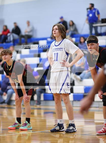 Thumbnail 2 in Serra Catholic @ Ellwood City photogallery.