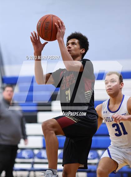 Thumbnail 3 in Serra Catholic @ Ellwood City photogallery.