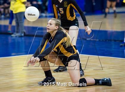Thumbnail 2 in Legend vs. Arapahoe (CHSAA 5A Playoff) photogallery.