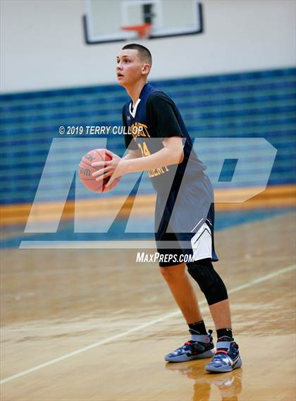 Thumbnail 2 in Summit Academy vs. Kearns (Eagle Holiday Shootout) photogallery.