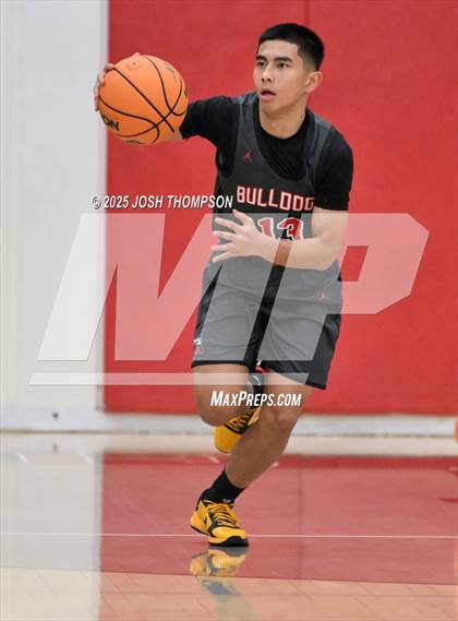 Thumbnail 3 in Ayala @ Glendora photogallery.