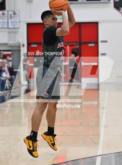 Thumbnail 1 in Ayala @ Glendora photogallery.