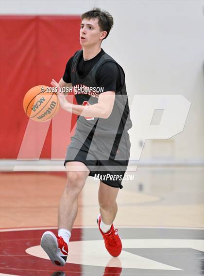 Thumbnail 1 in Ayala @ Glendora photogallery.