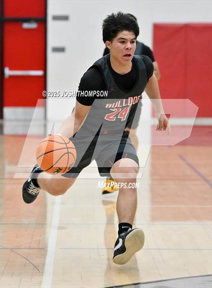 Thumbnail 3 in Ayala @ Glendora photogallery.