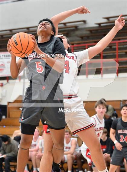 Thumbnail 1 in Ayala @ Glendora photogallery.