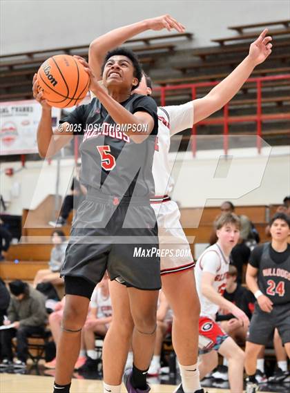 Thumbnail 3 in Ayala @ Glendora photogallery.