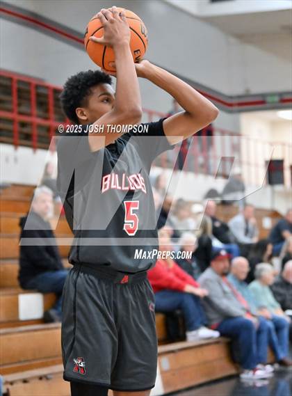 Thumbnail 1 in Ayala @ Glendora photogallery.