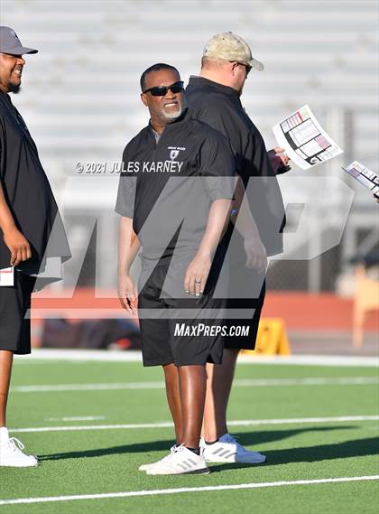 Thumbnail 3 in Spring Valley @ Sierra Vista (Senior Night) photogallery.