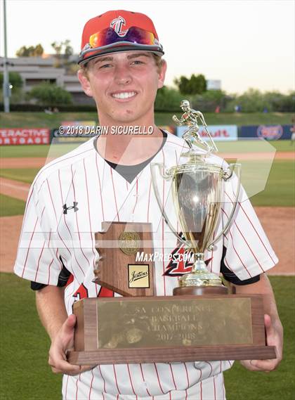 Thumbnail 1 in Liberty vs.Verrado (AIA 5A State Final Awards) photogallery.