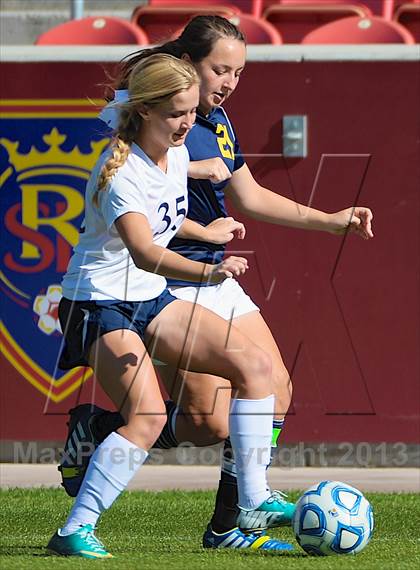 Thumbnail 3 in Waterford vs Summit Academy (Region 2A Final) photogallery.
