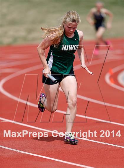 Thumbnail 1 in Thornton Last Chance Meet (Girls) photogallery.